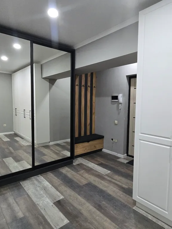 Квартира Стильный апартамент в центре — Алматы