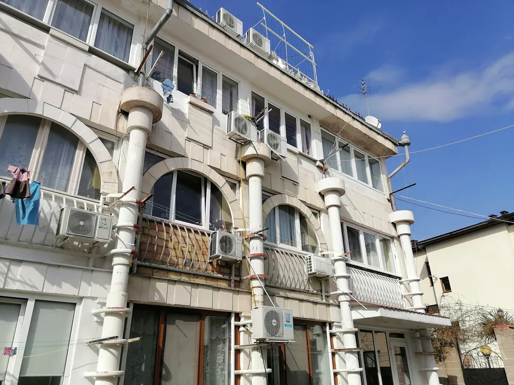 Квартира Уютная комната в 10 минутах от пляжа — аренда посуточно в Кореиз