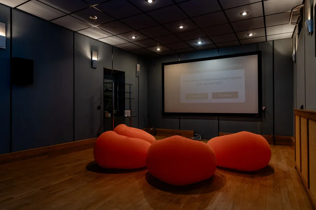 Отличный дом с бассейном и сауной