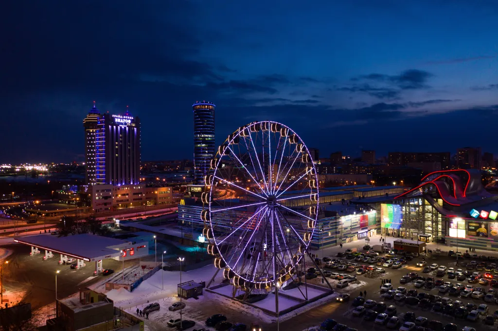 Элегантные апартаменты в центре города у Рэдиссон Блю Отель, МК Лотос.
