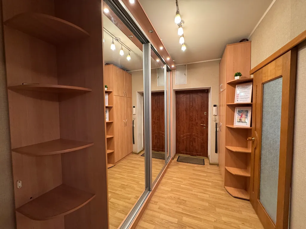 Просторная двушка в центре города