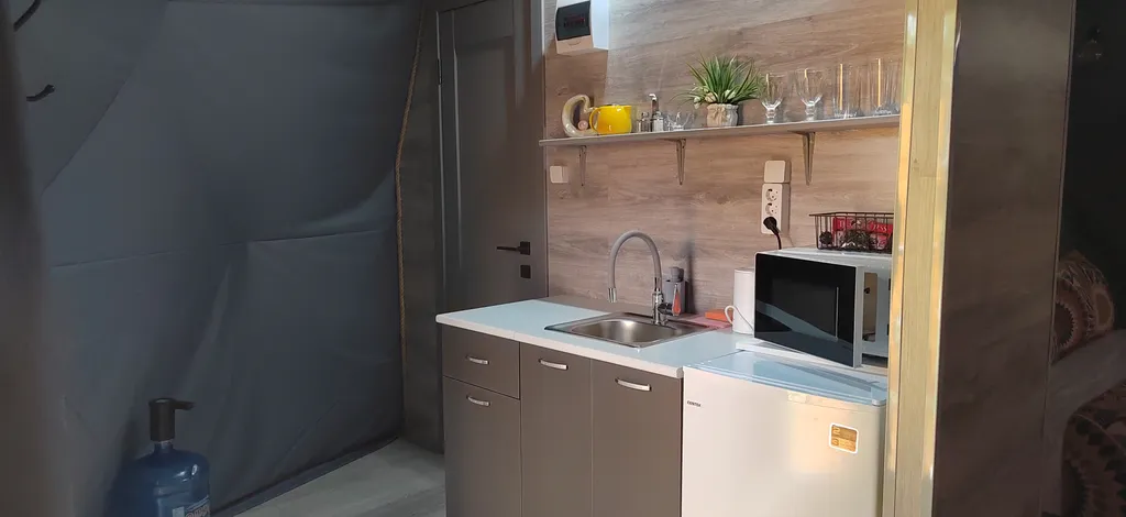 Премиум-отдых: панорамный купол и горячий бассейн-джакузи