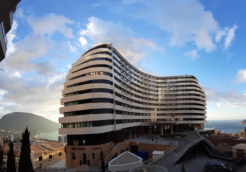 Апартамент с видом на море в ЖК Шато Лувр