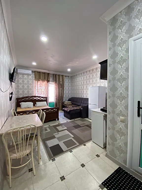 Студия на первой береговой линии