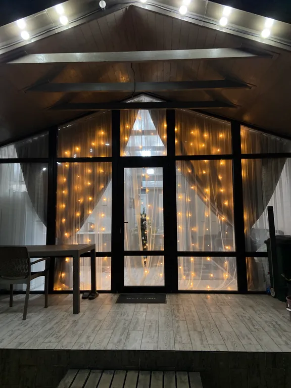 Домик на берегу моря