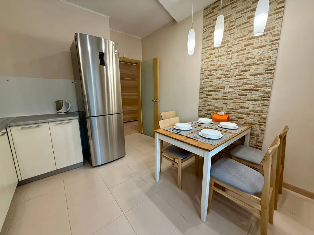 Двушка Космос в центре