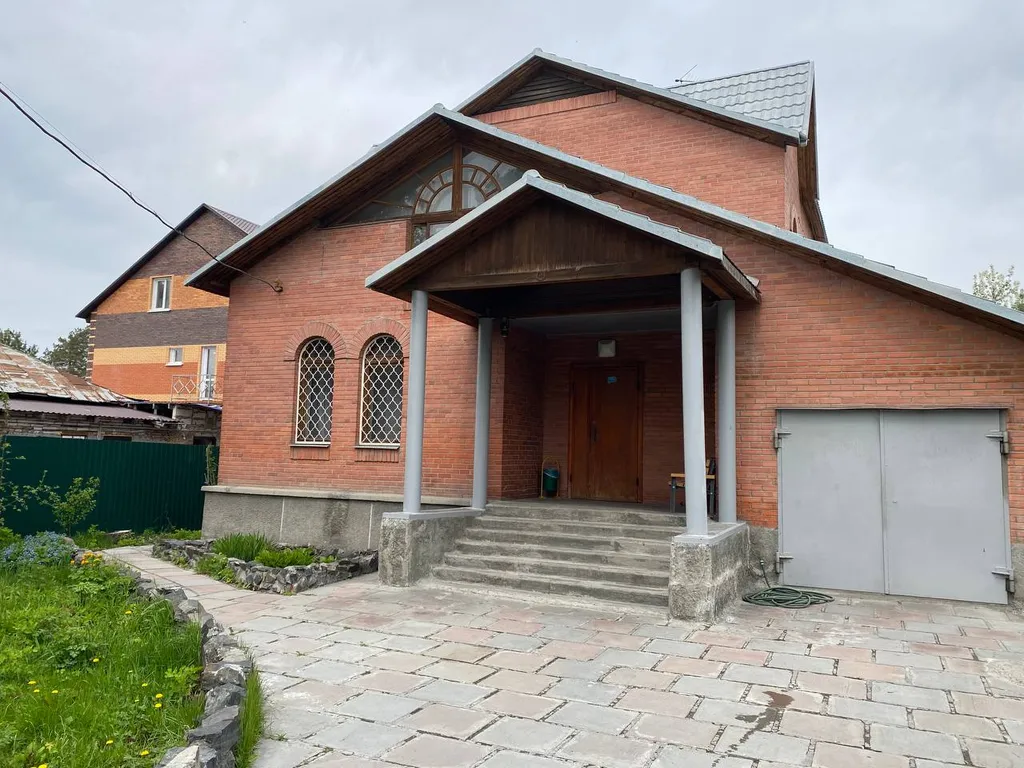 Коттедж с сауной и бассейном — аренда посуточно в Новосибирск