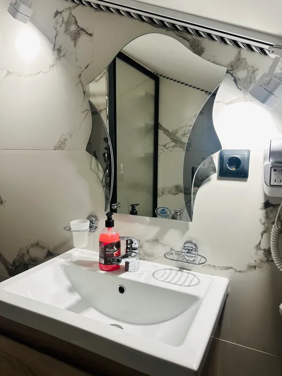 6-комнатная Квартира