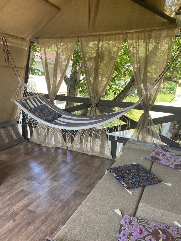 Коттедж Дом с камином в экопоселке у подножья гор — Инкерман