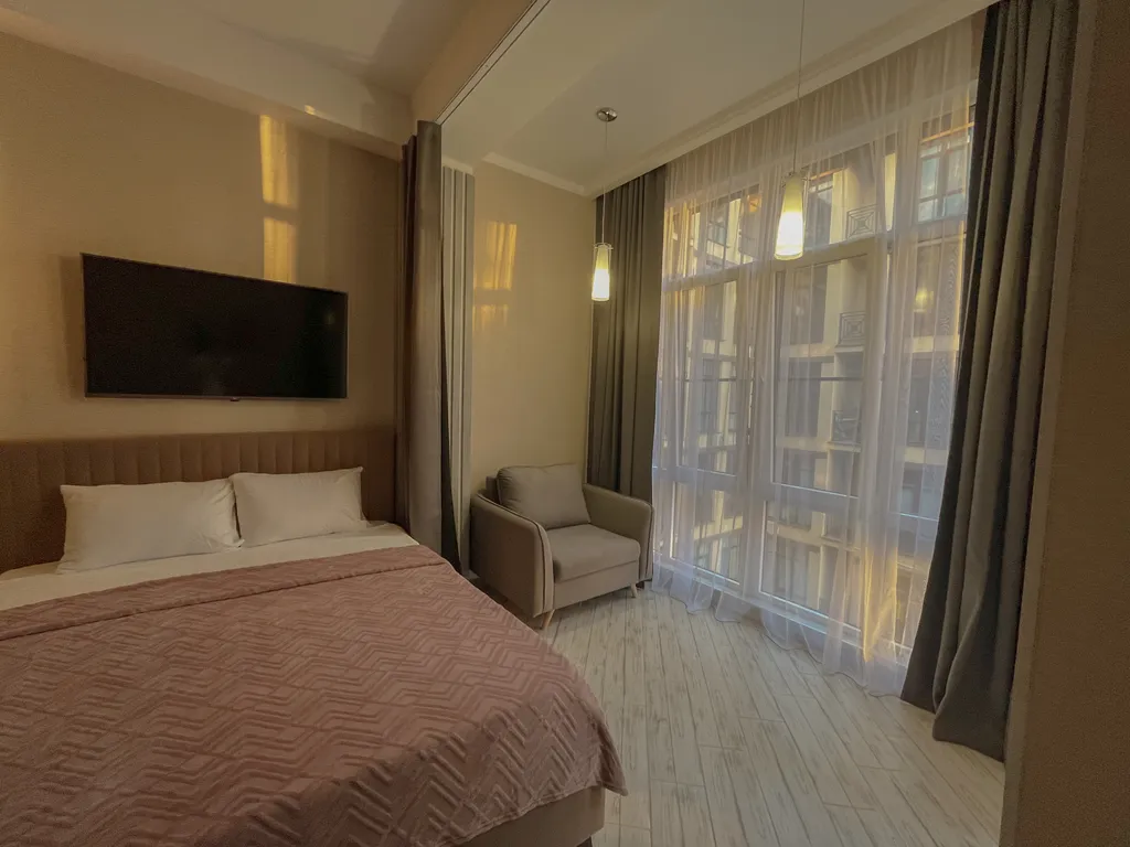 Квартира Квартира Двухуровневая студия в ЖК «Грин Сейл Парк» — Сириус