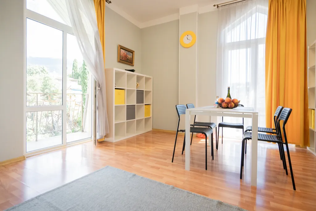 Стильная 2-х этажная квартира для большой семьи или дружной компании