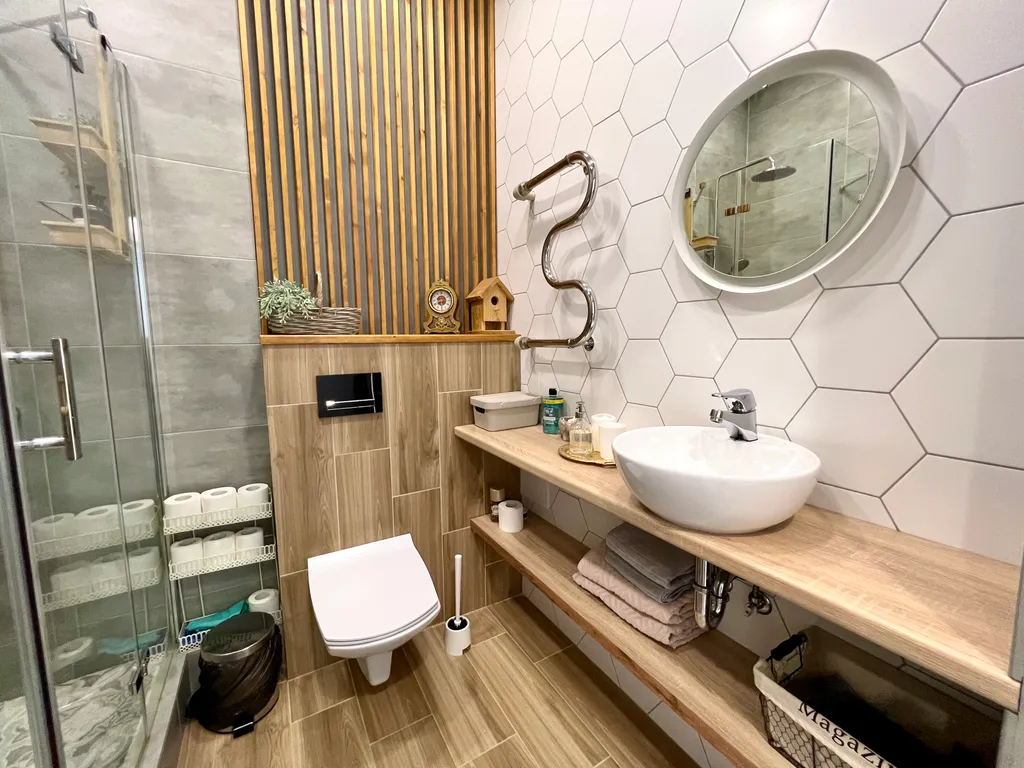 Солнечная квартира у озера рядом с новой набережной