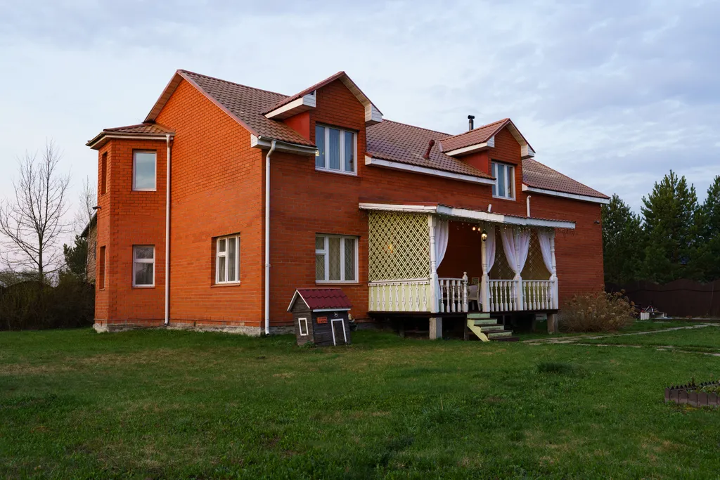 Коттедж Шикарный дом для мероприятий с камином, бильярдом, сауной на дровах — Заворово