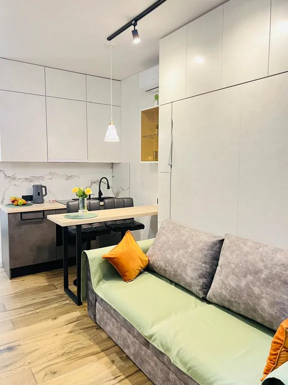 Студия трехместная с бассейном