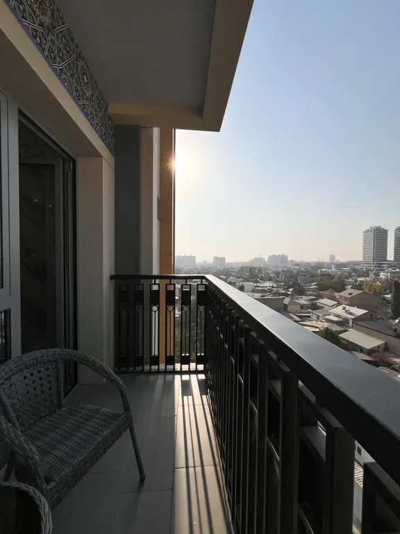 2-я квартира в центре Mirabad Avenue — 8 этаж