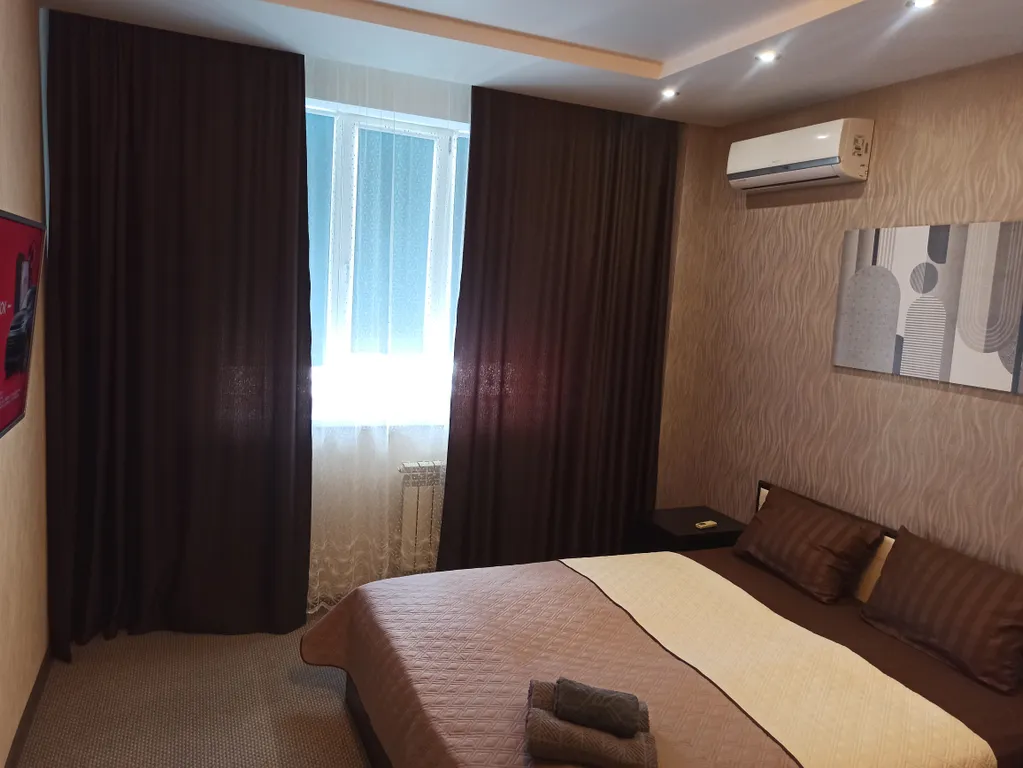 Шикарная 1-комнатная квартира с джакузи и гардеробной