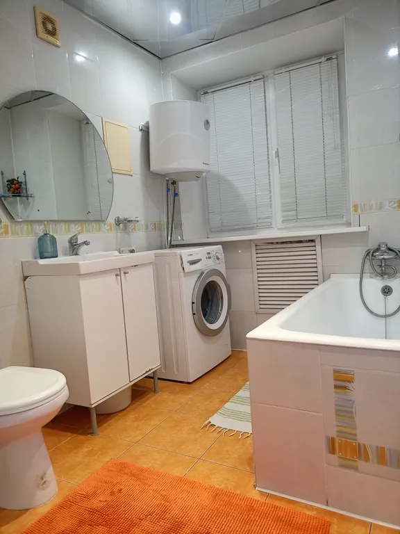 Квартира 2-комнатная Квартира — Омск