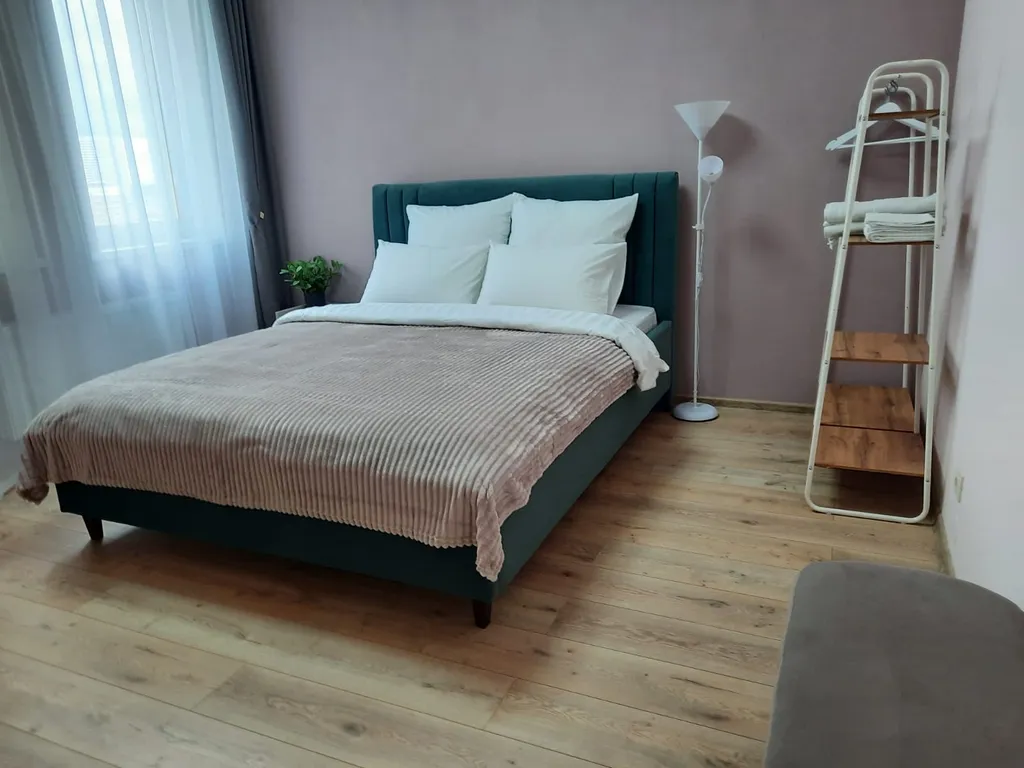 Квартира Светлая и уютная квартира — Екатеринбург