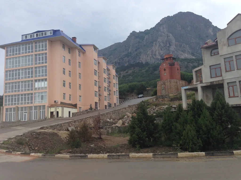 Просторная квартира с видом на море