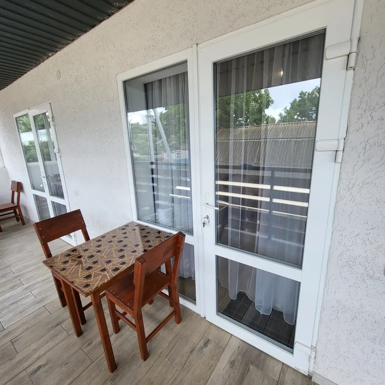 Квартира №22 на втором этаже, в номере есть все! — аренда посуточно в Бердянск