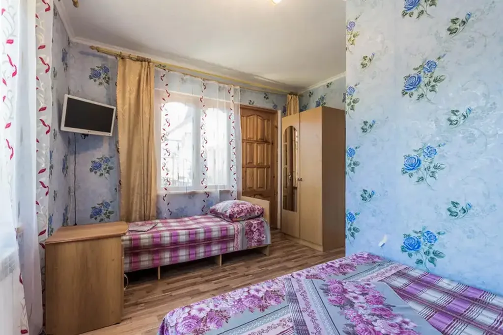 Квартира Комната — аренда посуточно в Лоо