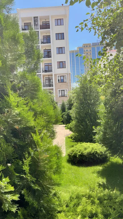 Квартира Квартира в ЖК Изумрудный город на берегу моря с бассейном — Геленджик