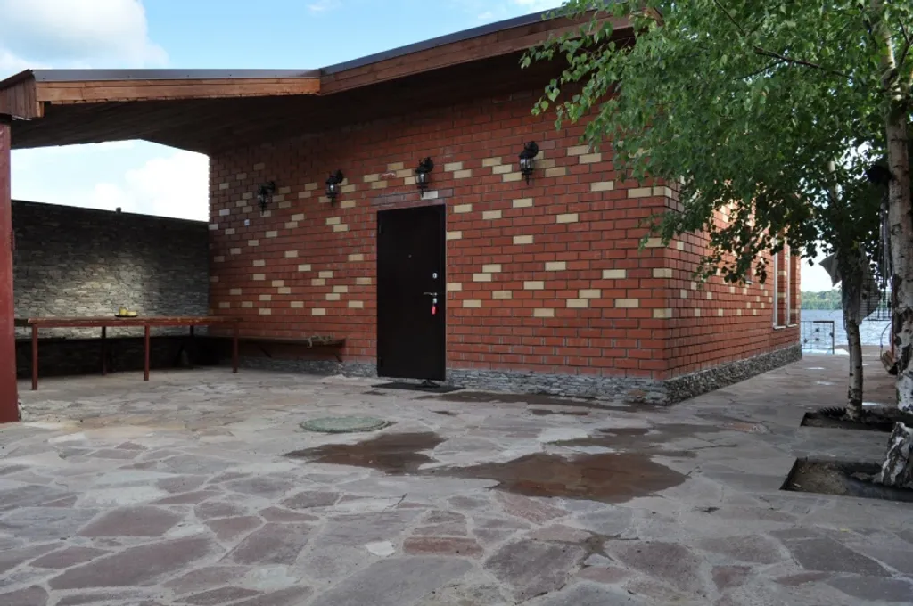 Коттедж дом на берегу реки