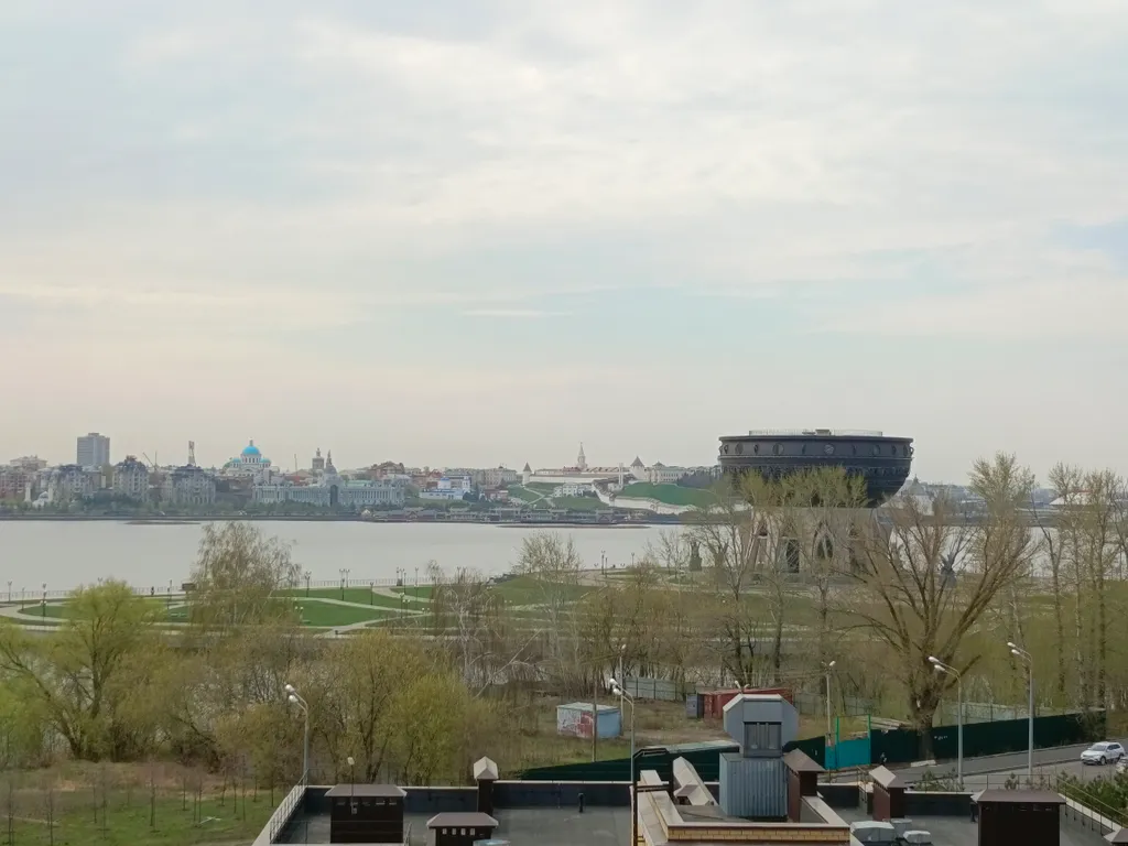 Квартира рядом с главной Елкой с панорамным видом на Кремль и Ривьеру