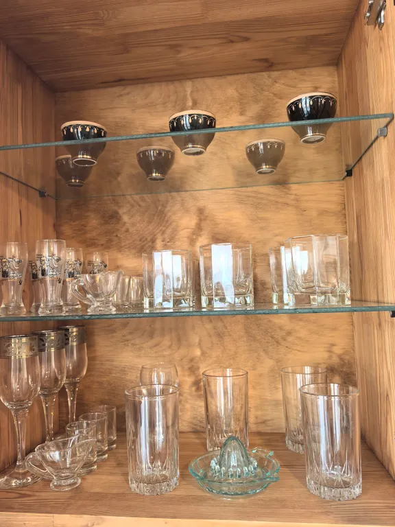 Квартира комфорт+ с балконом: 96 м от моря