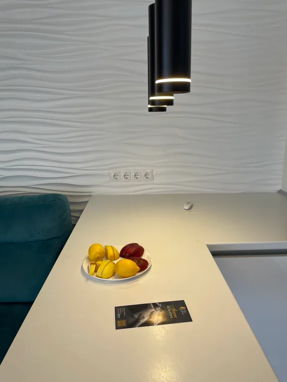 Гурзуф ривьера главное здание с видом на море