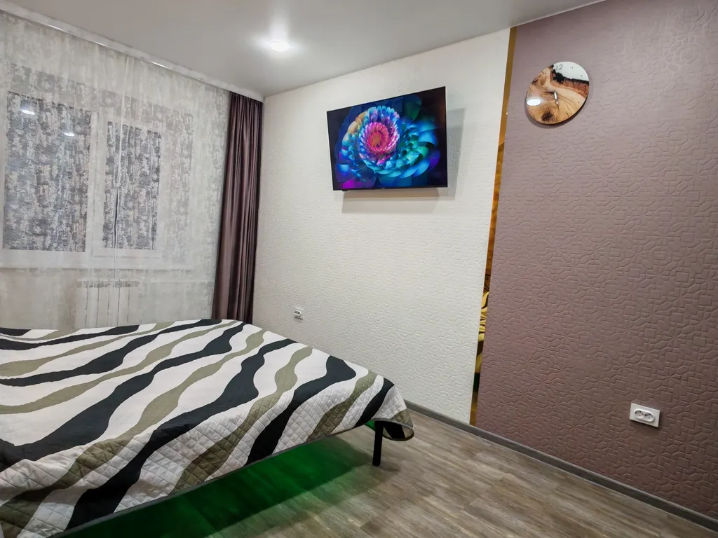 Двухкомнатные Апартаменты Люкс с Кондиционером и Бойлером в Центре