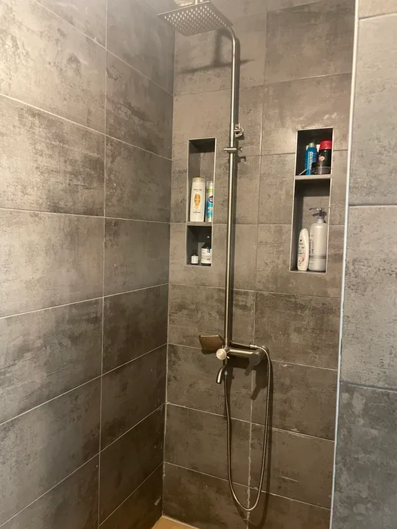 Новая солнечная квартира в уютном районе