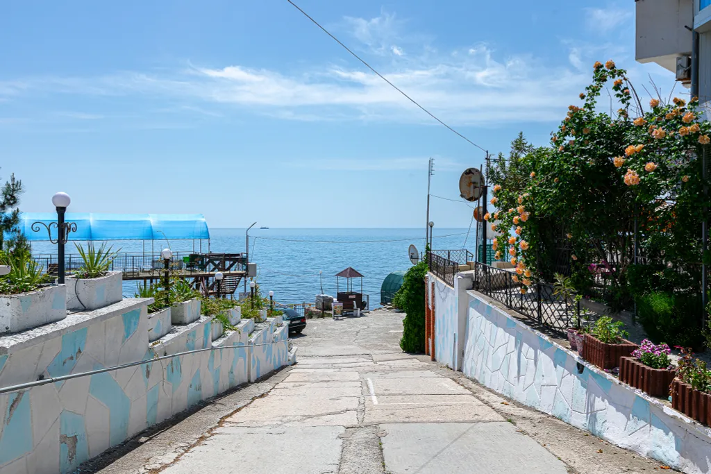 Квартира Синяя птица на берегу моря с отдельным входом