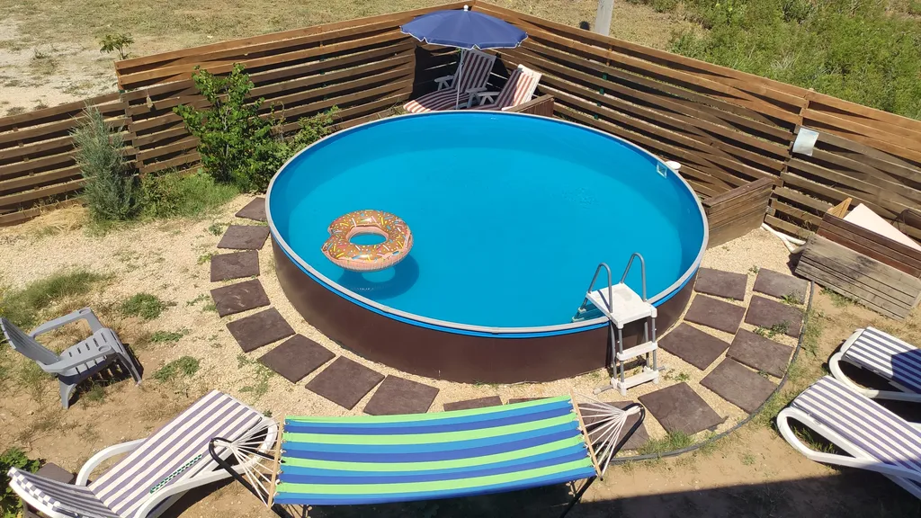 Квартира 1-комнатная Квартира — Кучугуры