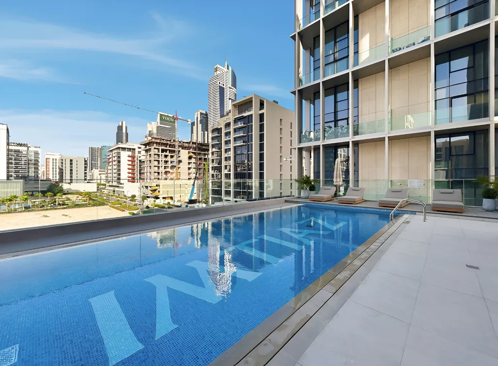 Дизайнерские апартаменты с бассейном на крыше