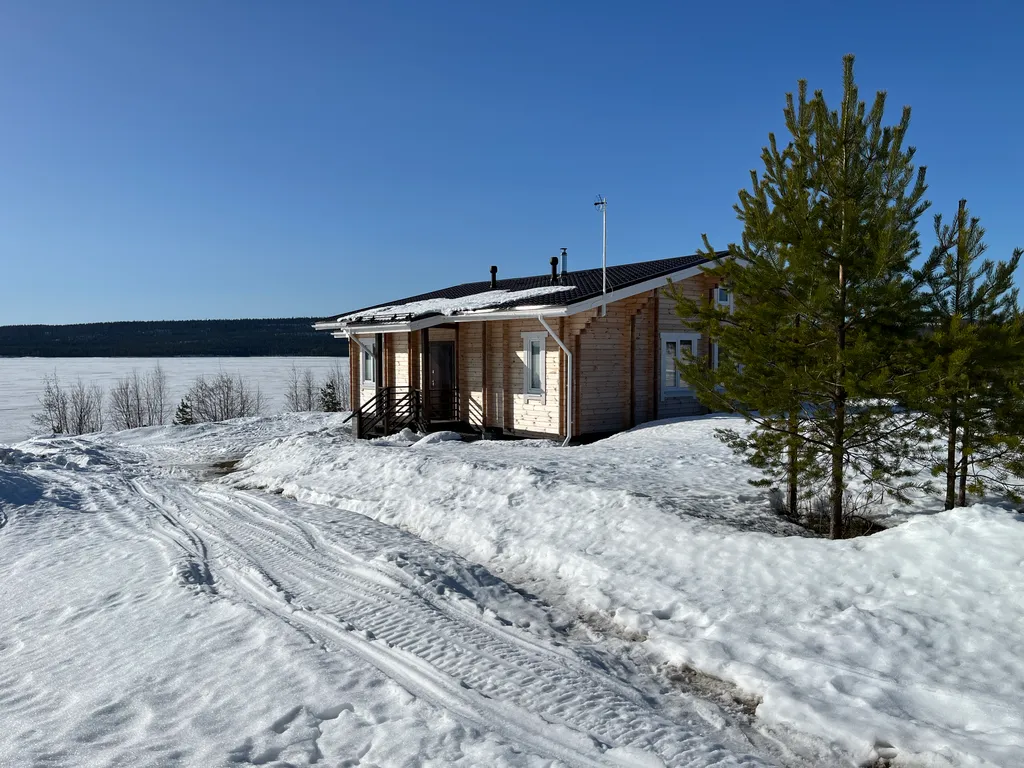 Коттедж 3-комнатный Дом — Маслозеро