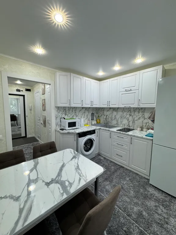 Комфортабельная квартира в центре города, 2-й этаж