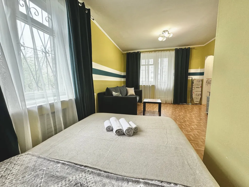 Однокомнатная класса комфорт с большой кухней у ДК Металлургов