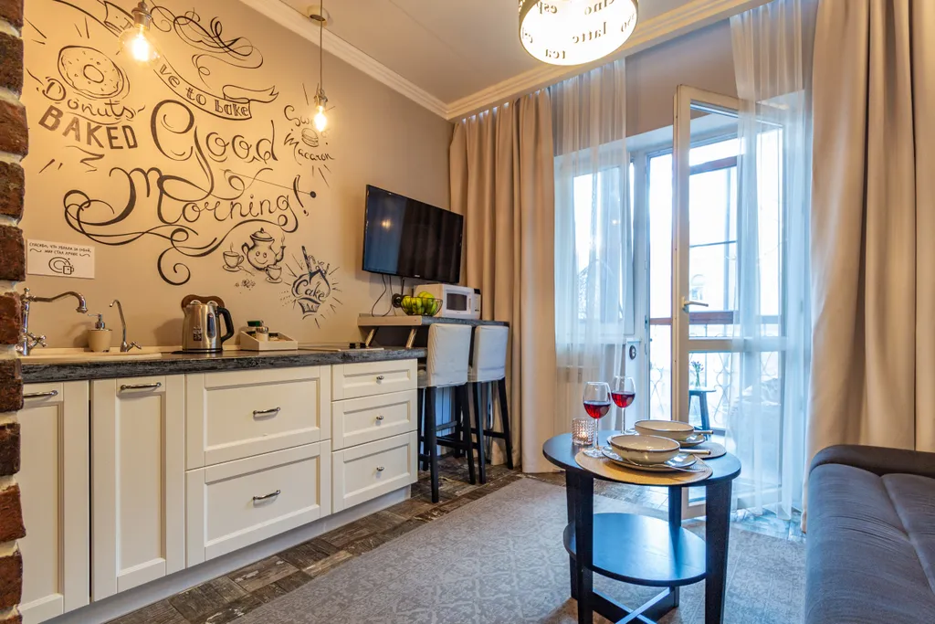 Лофт с витражом в самом центре