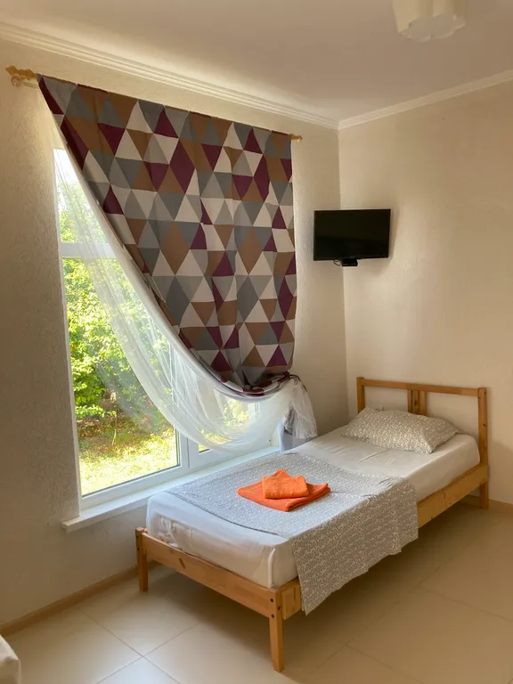 Коттедж Уютный дом только для вас и вашей семьи или друзей — Кучугуры