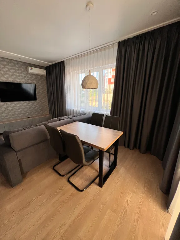 2-комнатная квартира с дизайнерским ремонтом