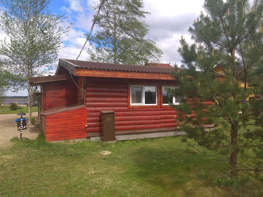 Уютный коттедж для четырех гостей на берегу озера Селигер