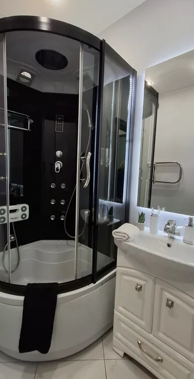 Студия с видом на Ангару