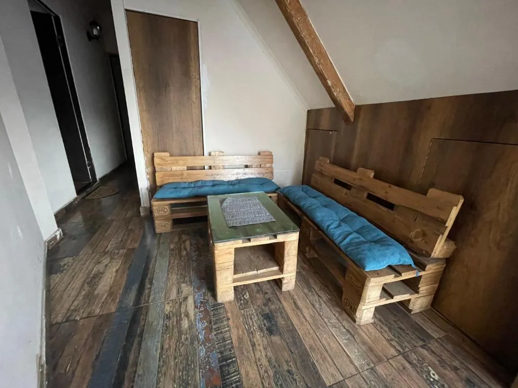 Уютная студия в мансарде грузинского дворика