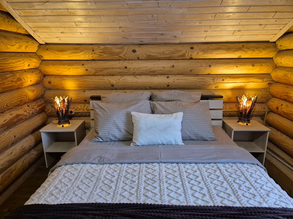 Уютный дом с бильярдом и сауной на побережье водохранилища