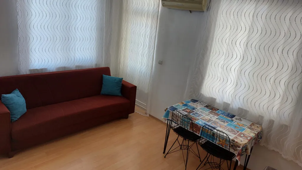 Уютная квартира рядом с трамвайной остановкой