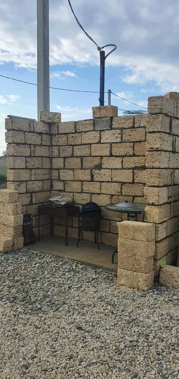 Тpеугольный дом A-frаmе с видом на море