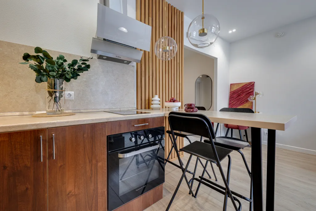 Большая уютная студия на 4х рядом с метро