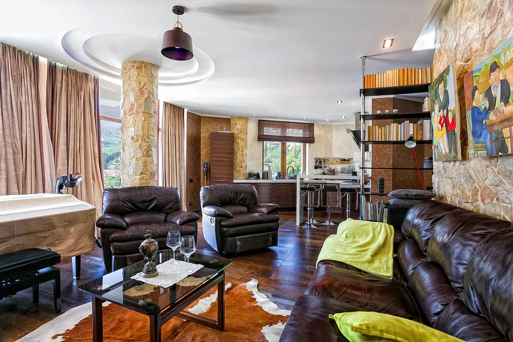 Апартаменты Premium с видом на море, горы возле Артека