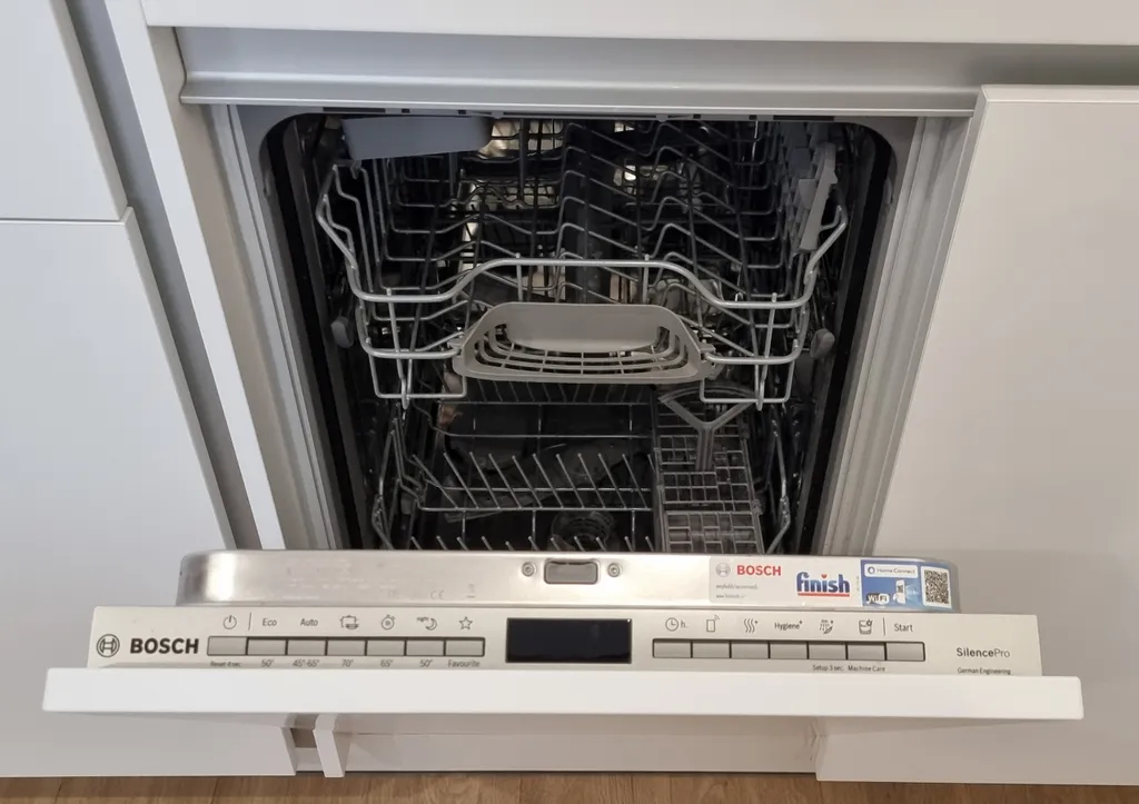 Уютная студия рядом с Броско-Молл